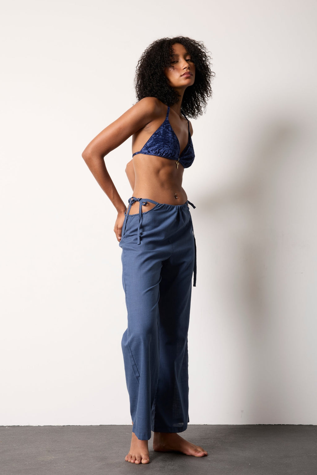 AMANDE LINEN PANTS - NAVY BLUE